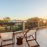 Navarino Captains - Lux Private Pool Retreat Villa *