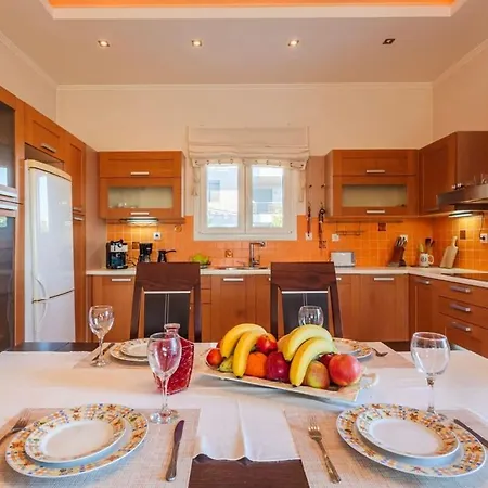 Navarino Captains - Lux Private Pool Retreat Marathopoli