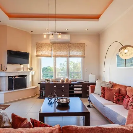 Villa Navarino Captains - Lux Private Pool Retreat Marathopoli
