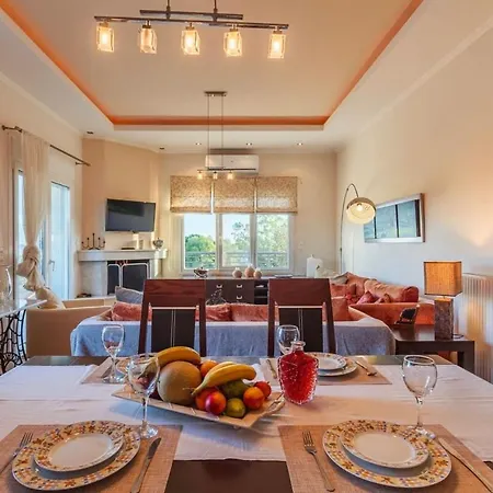 Villa Navarino Captains - Lux Private Pool Retreat *