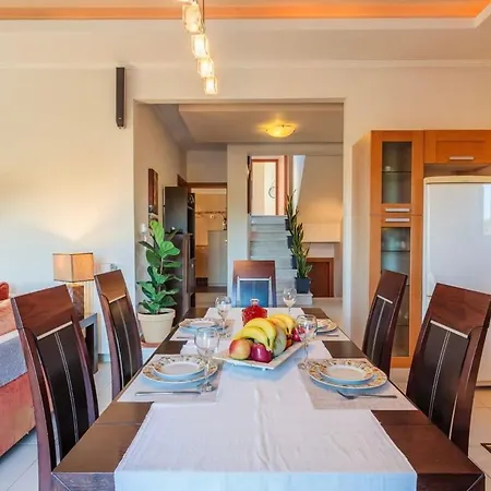 Navarino Captains - Lux Private Pool Retreat Villa *