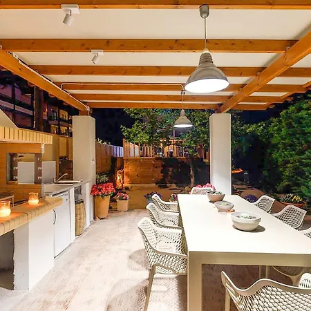 Navarino Captains - Lux Private Pool Retreat