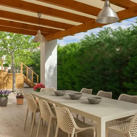 Navarino Captains - Lux Private Pool Retreat Marathopoli