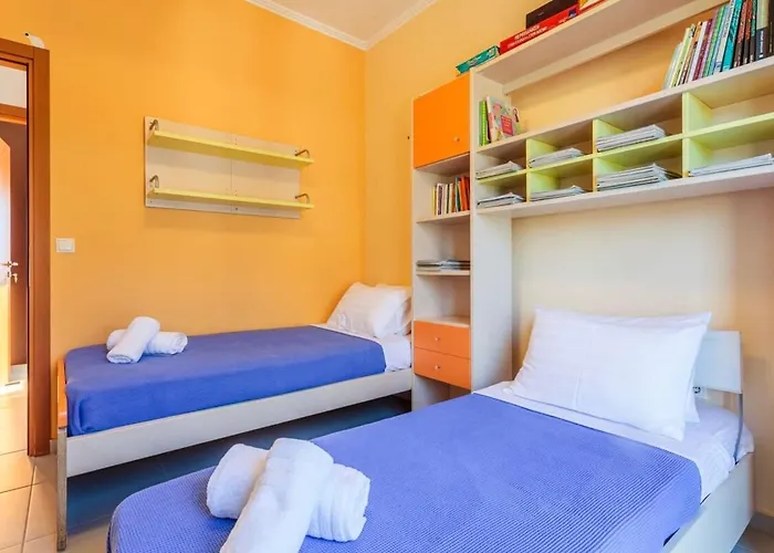 Вилла Navarino Captains - Lux Private Pool Retreat Маратополис