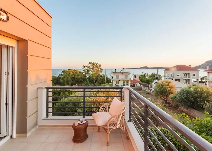 别墅 Navarino Captains - Lux Private Pool Retreat *